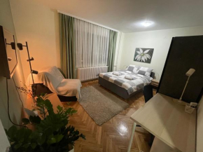 ModernA Hall One Bedroom